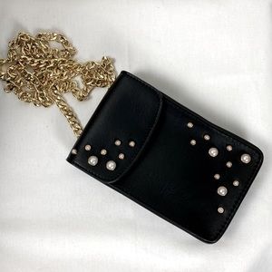 Black Crossbody Purse With Pearl Gold Chain